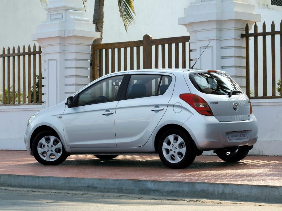  Hyundai i20 5-Door 2008 года  (фото 16 из 30)